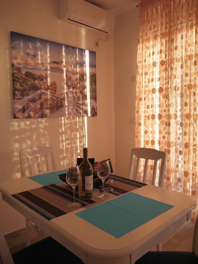 Crystalsky Leilighet Dobra Voda Eksteriør bilde